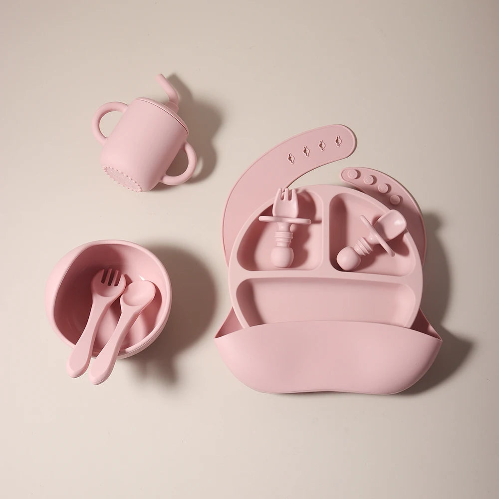 Complete Feeding Set – 8 Pieces Silicone (Bowl, Plate, Cutlery and more)
